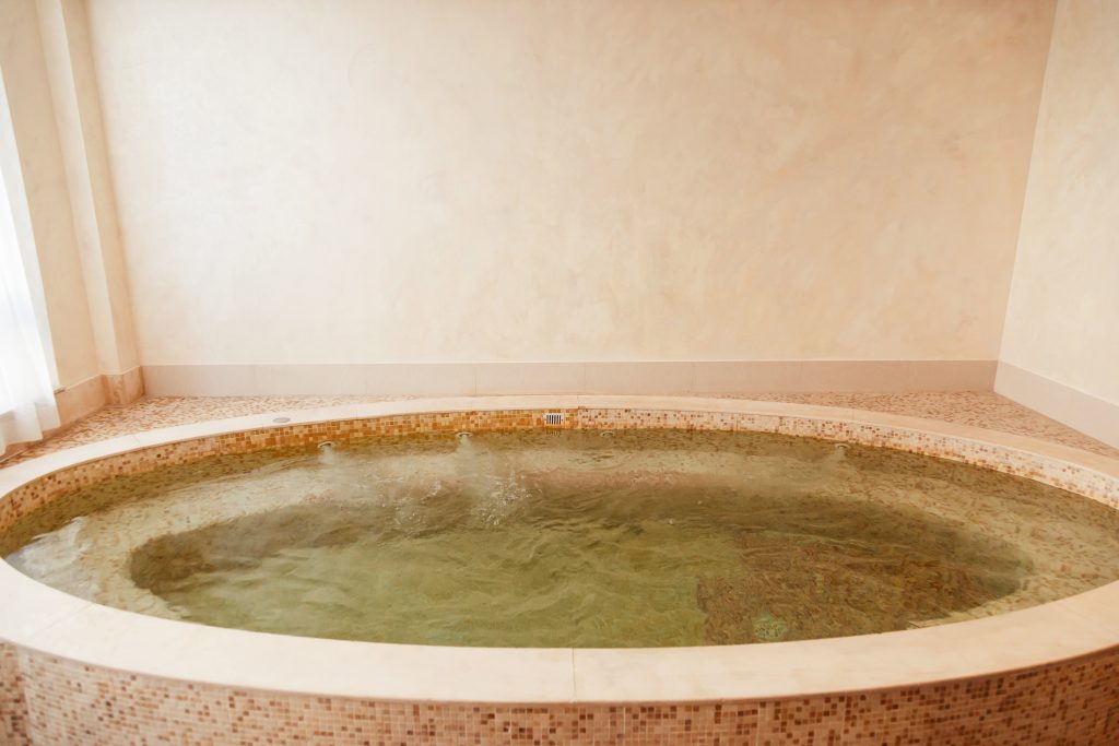 Health Benefits of a Hot Tub